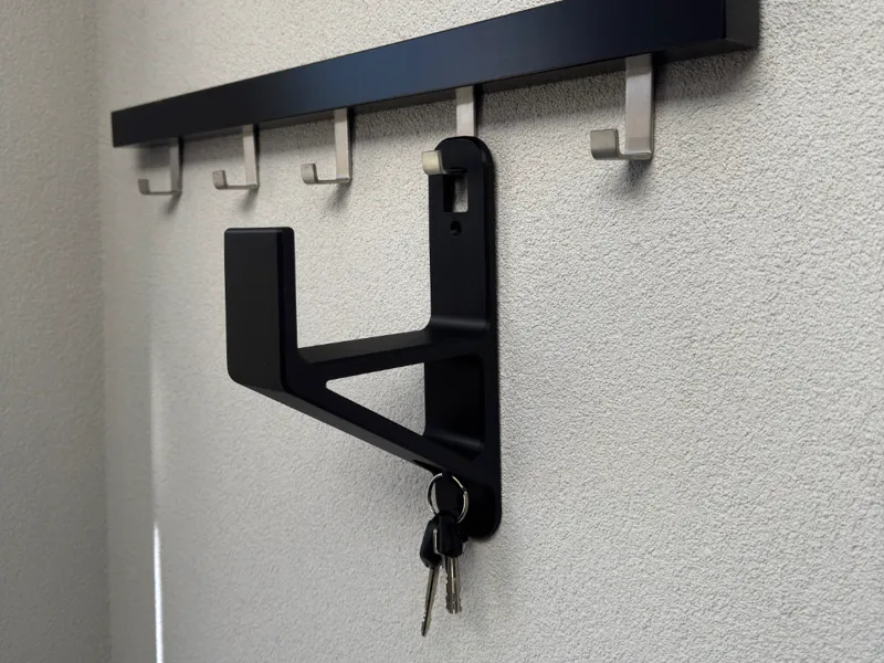 Helmet hook hanger