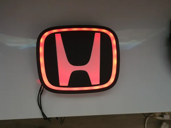 Caisson lumineux logo Honda
