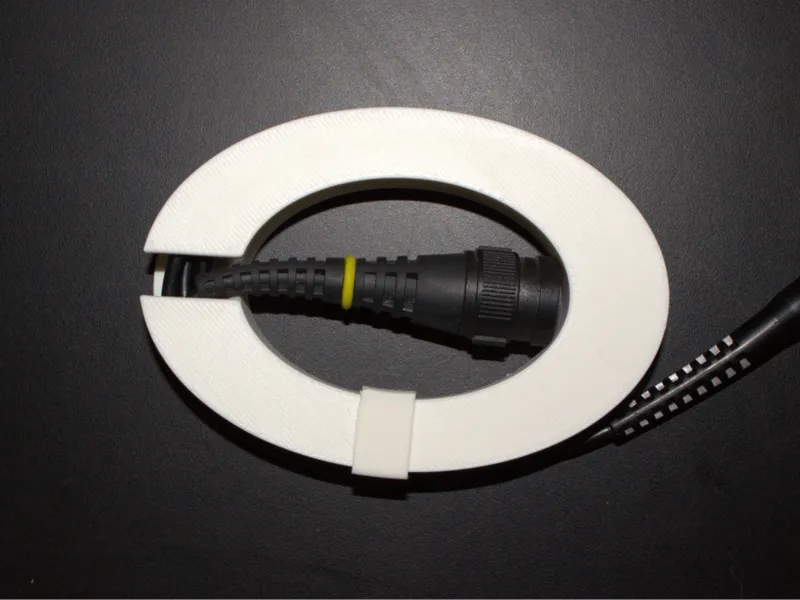 Wrap cables organizer