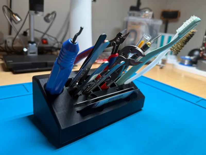 gridfinity makertable angled organizer