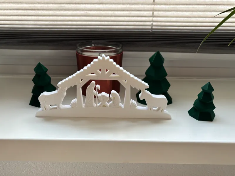 Weihnachtskrippe mit Tieren