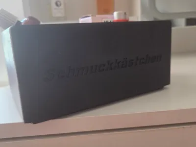 Stackable jewelry box / container