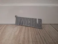 Porte-clés logo Invincible — photo 1