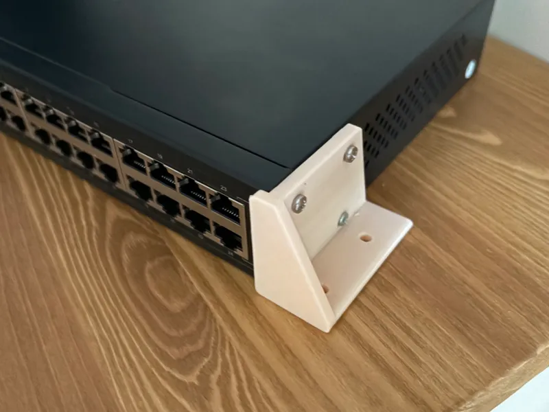 Cudy GS1024 Network Switch Wall Mount