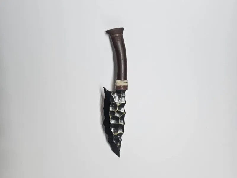 Risen Relic (Hunt Showdown Knife Sculpture)
