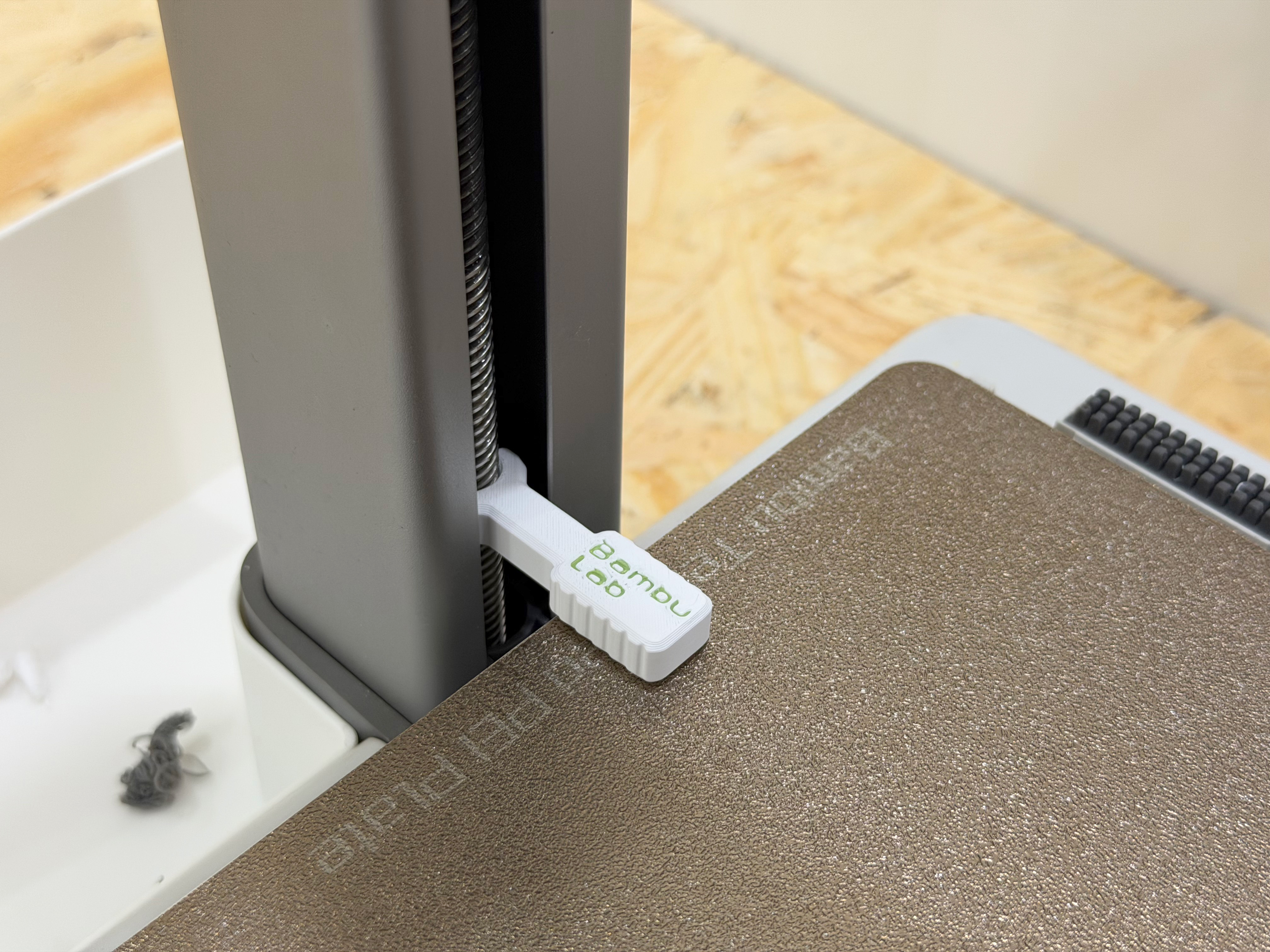 Bambu Lab Lead Screw Cleaning Tool - Free 3D Print Model - MakerWorld