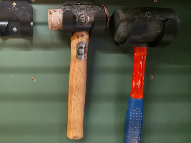 Hammer wall bracket 70mm Diameter, Rubber mallet