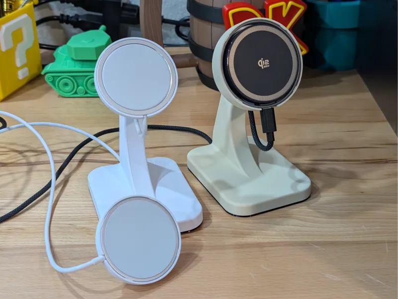 Tilting Magnetic Phone Stand (MagSafe/Pixelsnap)