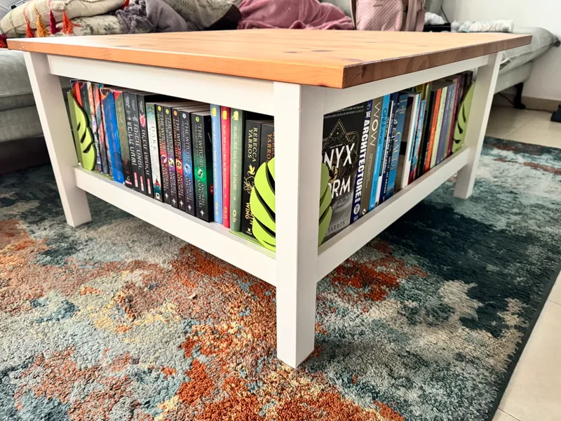 Monstera leaf shaped Bookend for table shelf