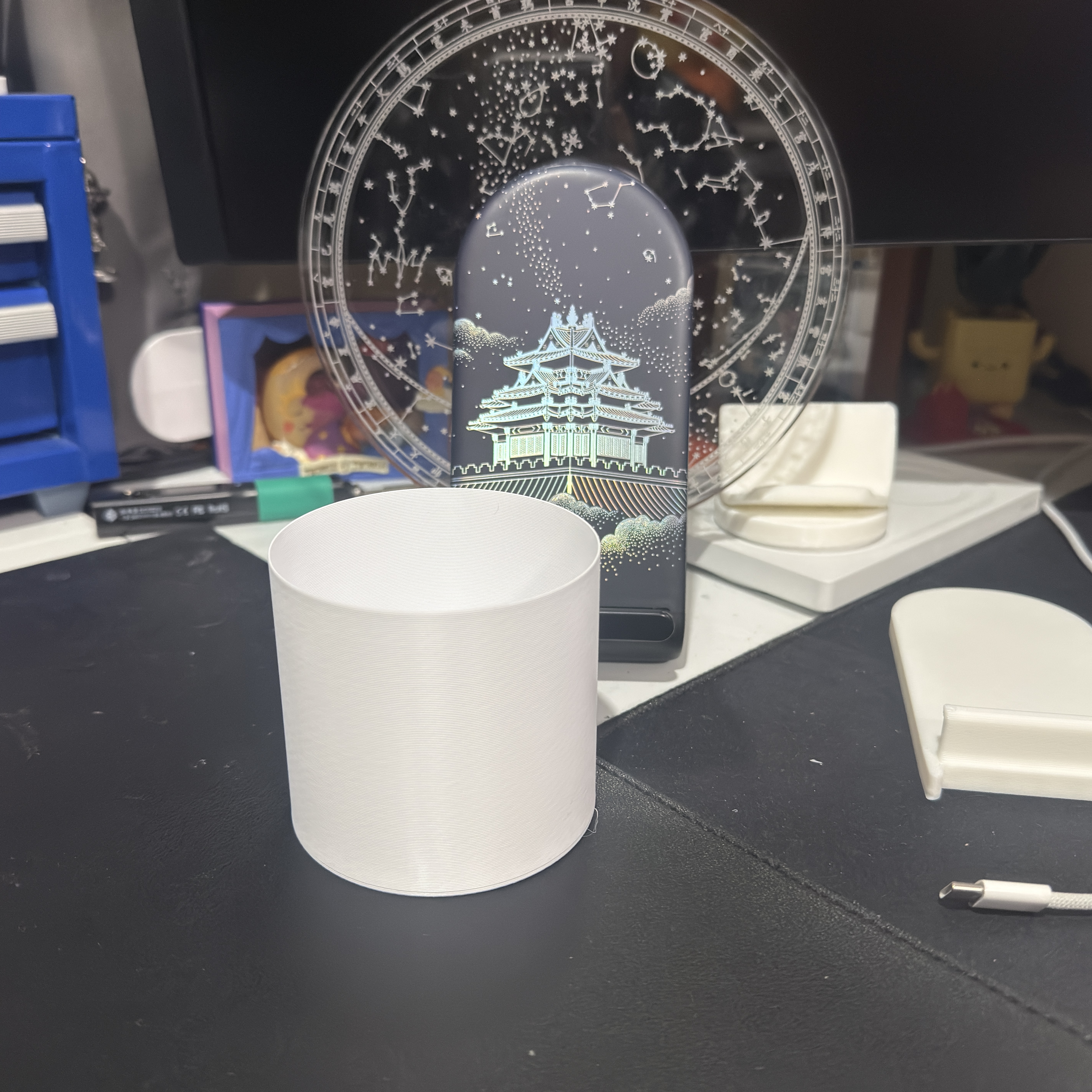 Miniatura 4 do modelo 3D Bambu Labs Spool Core Container