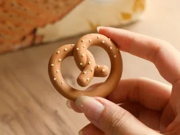 Soporte: 蝴蝶餅筆筒｜Pretzel Pen Holder — vista de referencia 4