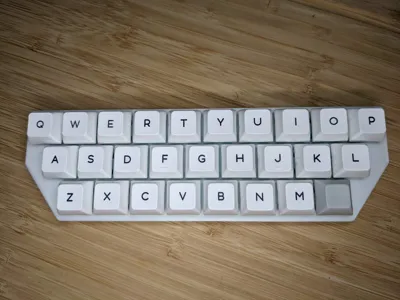 AlmostAlphas symmetrical keyboard