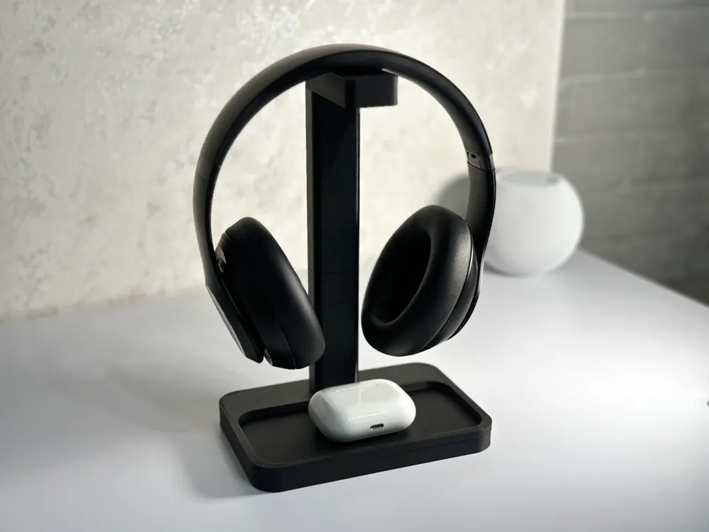 Headphone Stand with tray 3D printed desk accessories matte black by Anton