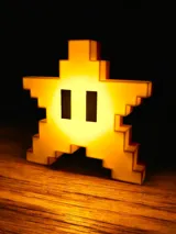 Лампа Mario с пикселизирана звезда