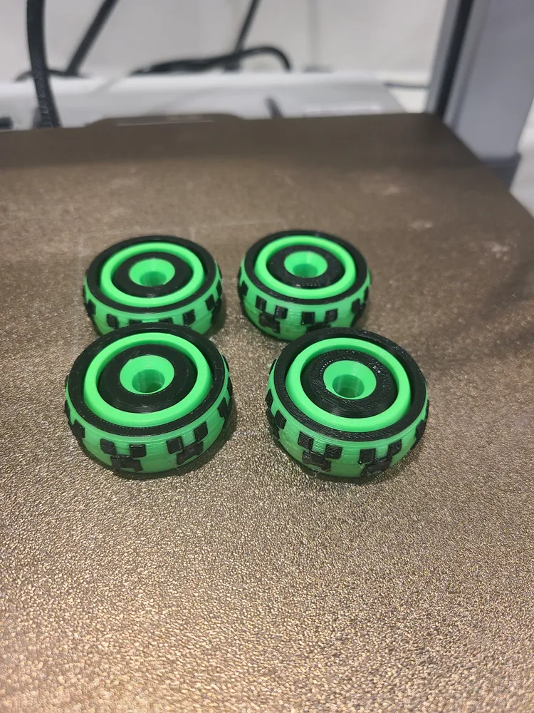 Minecraft Spinner Fidget - AMS - Free 3D Print Model - MakerWorld