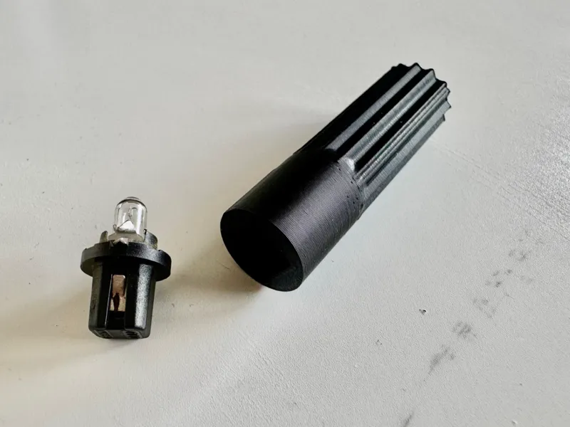 BMW e24, e34, e30 bulb removal tool 