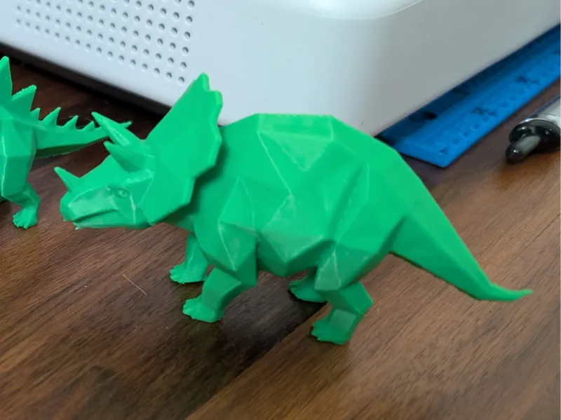 Low Poly Dino (Triceratops)