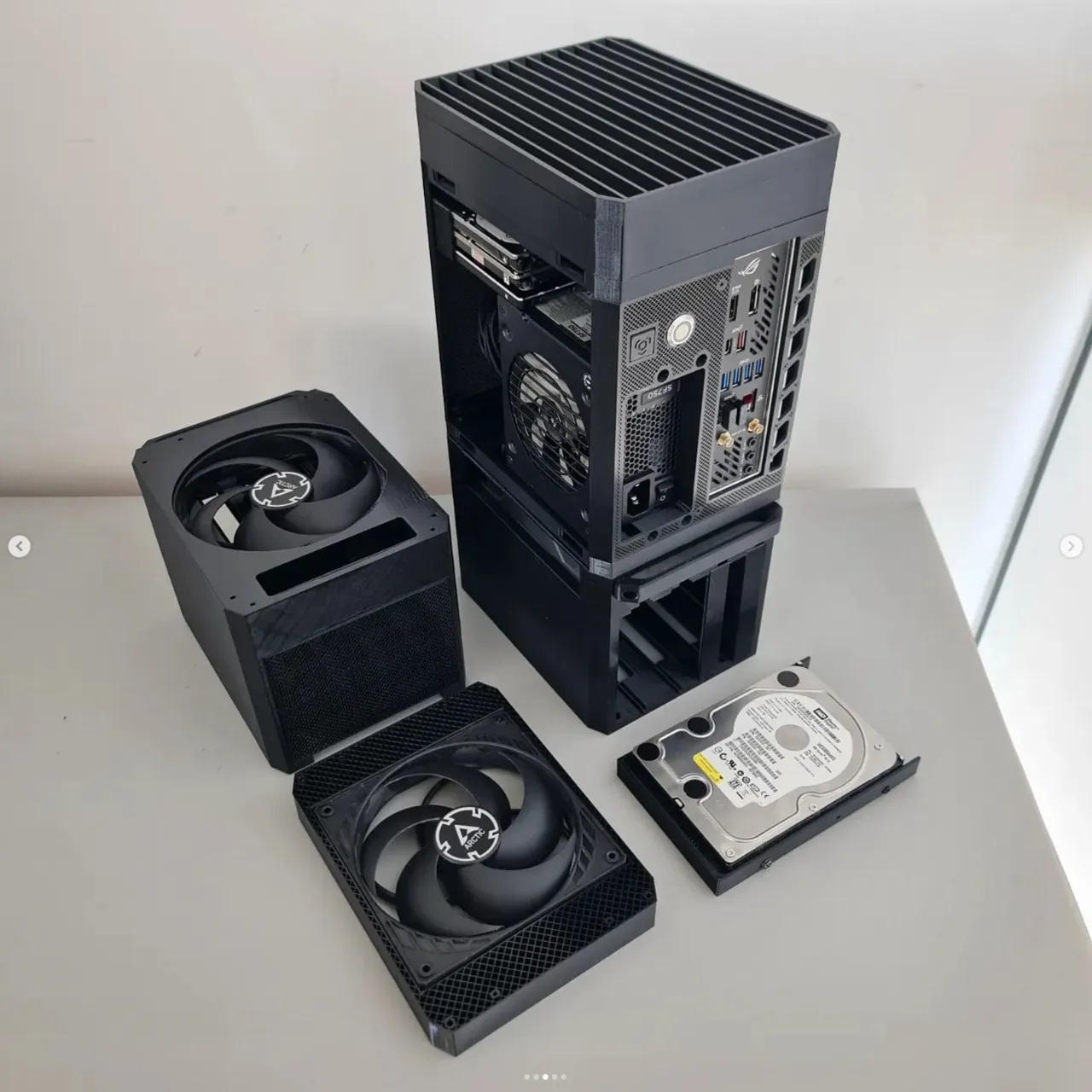 MODCASE MASS - Stackable NAS ITX PC Case view 2