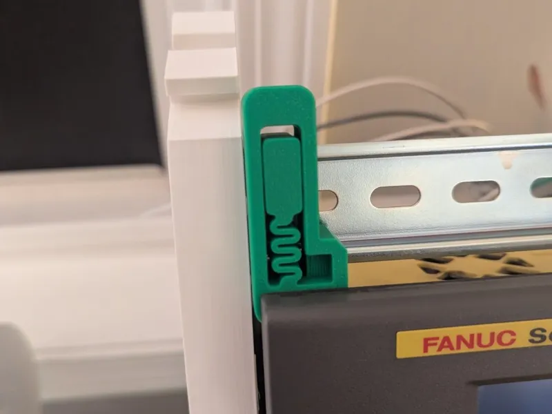 Fanuc 0i-MD DIN Rail Mount