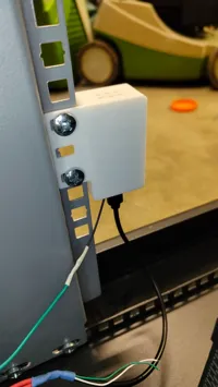 Boîtier rack pour module ESP32 — photo 2
