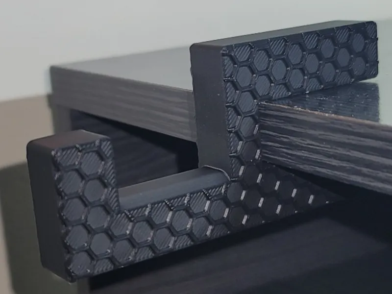 Hex-y Desk Headphone Hanger