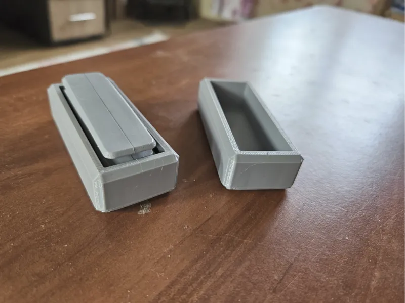Plastic feet exterior covers for ladders