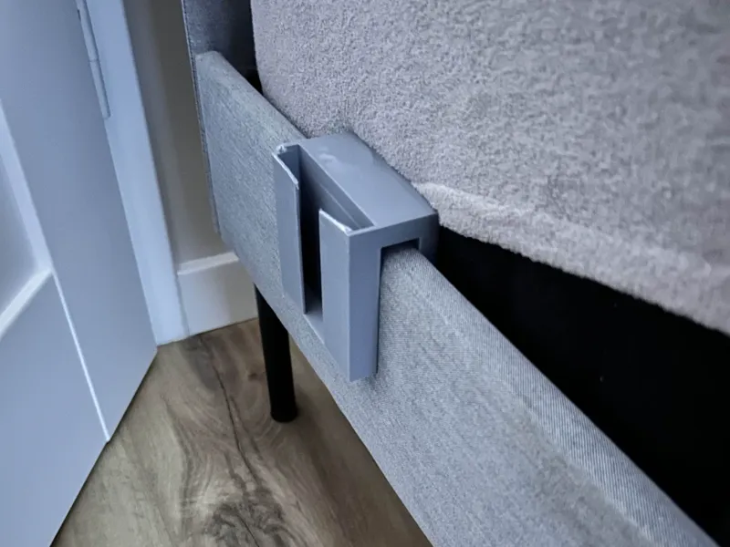 Phone bed pouch