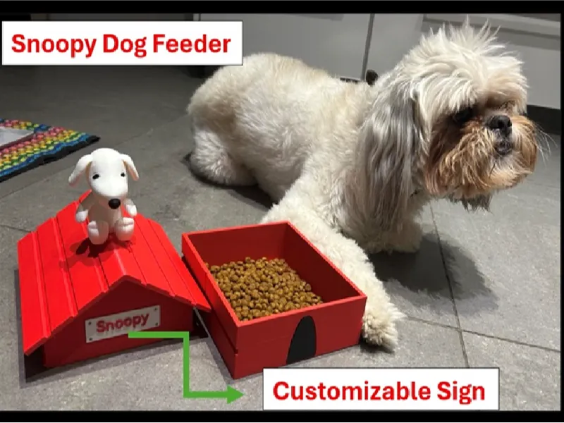 Snoopy house-shaped dog feeder