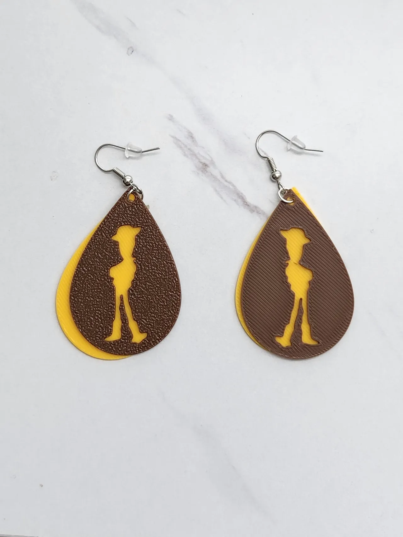 Woody Earrings view 3