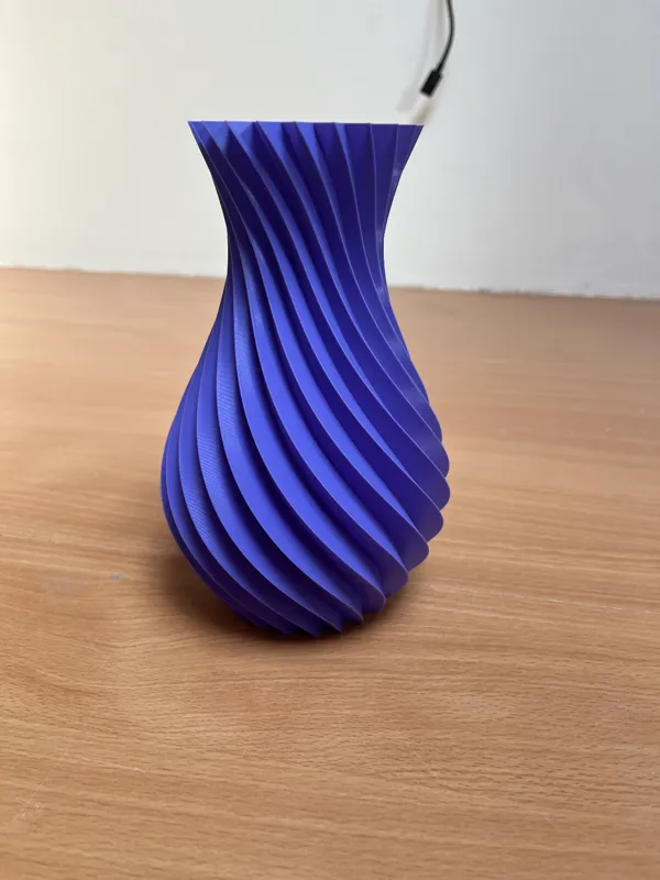 https://makerworld.bblmw.com/makerworld/model/USe51b2b66ae9e4/design/2024-03-08_e1957456c539a8.jpg