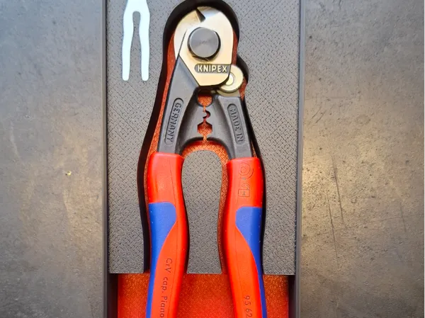 https://makerworld.bblmw.com/makerworld/model/USe54645b46588cc/design/2025-10-25_07945b312c13c.jpg