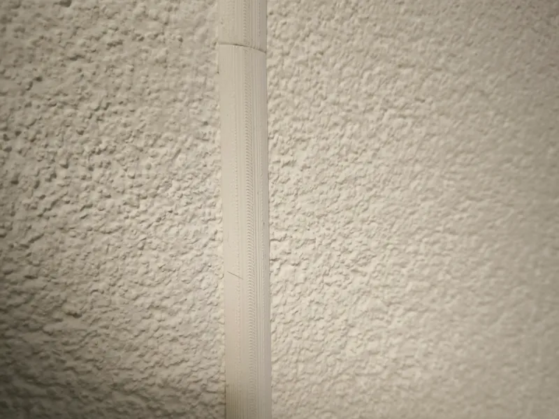 Slim cable channel