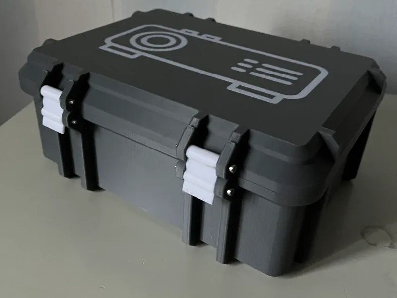 Solid box for video projector