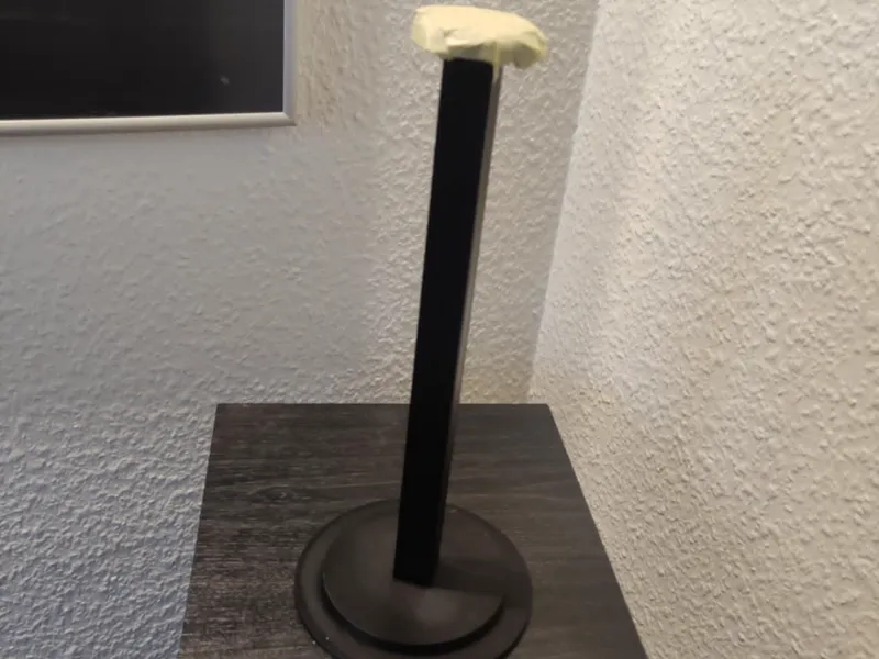 cosplay helmet stand