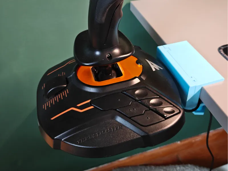 Thrustmaster T16000 desk mount
