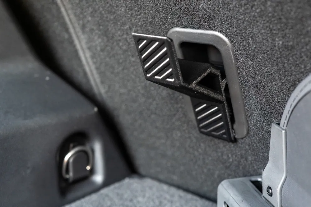 Rear shelf holder – Storage Fix for the Jaecoo 7 - Free 3D Print Model ...