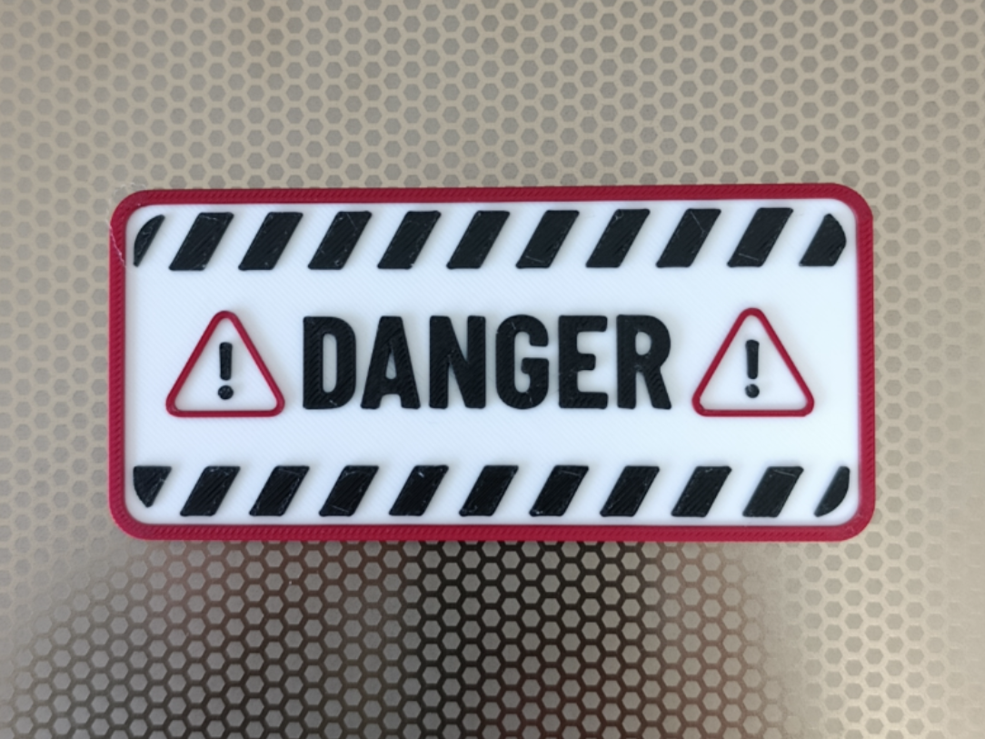 Panneau 3D Attention Danger
