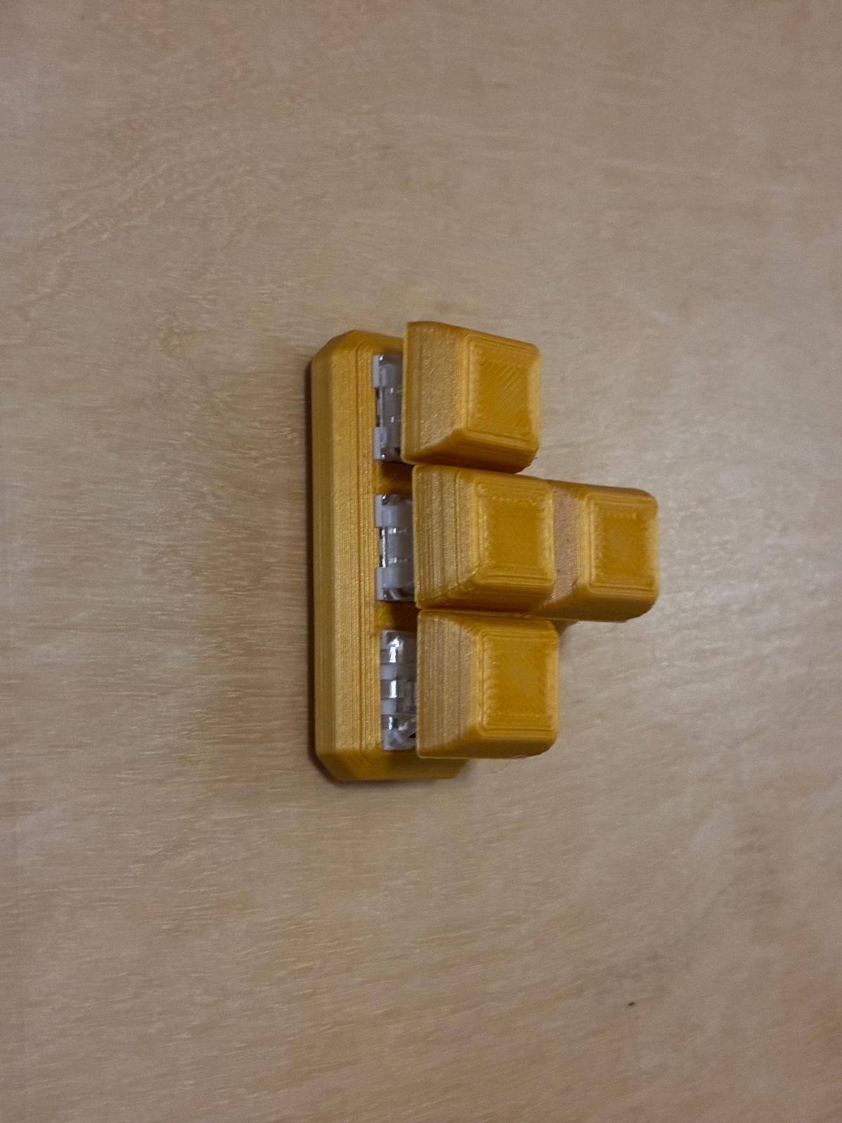4 Button Clicker Keychain - Free 3D Print Model - MakerWorld
