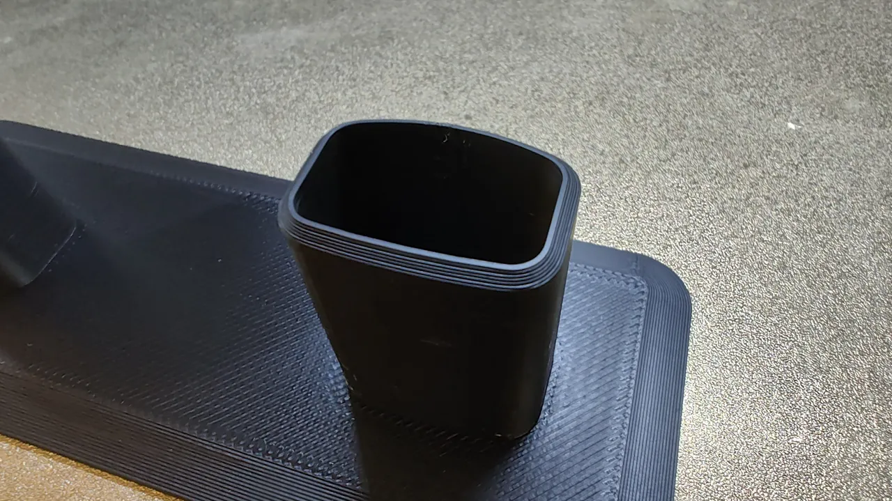 Shark Stratos - nozzle storage view 3