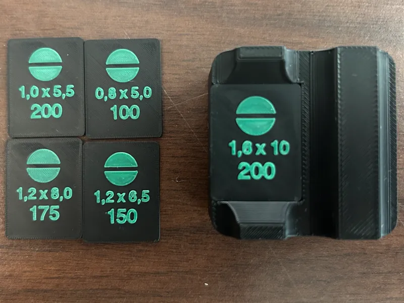 Wera Gridfinity Labels (Editable, Slotted)