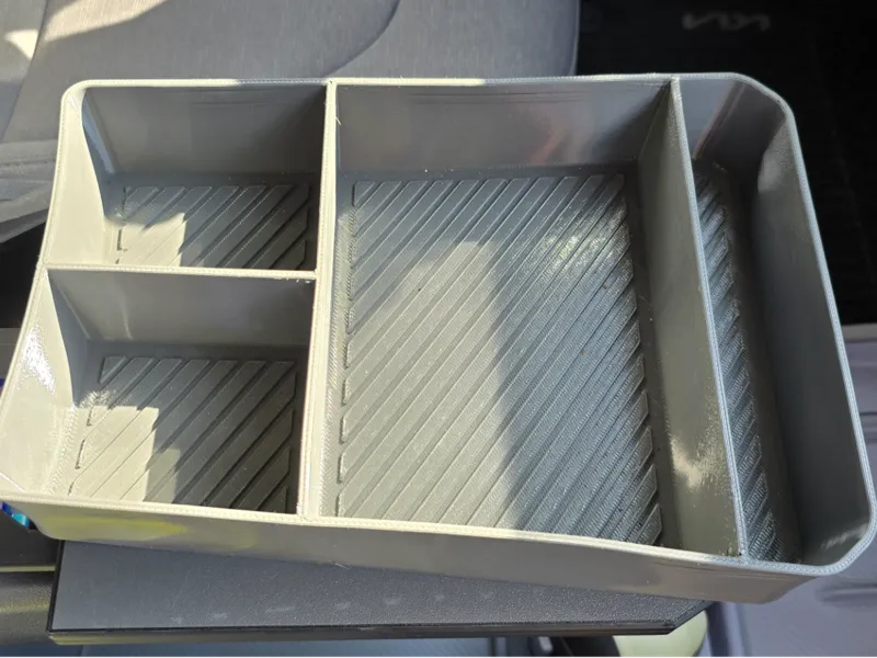 KIA EV3/EV4 - Center console organiser