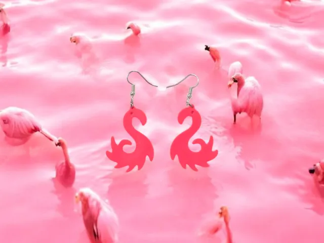 Flamingo waves earrings