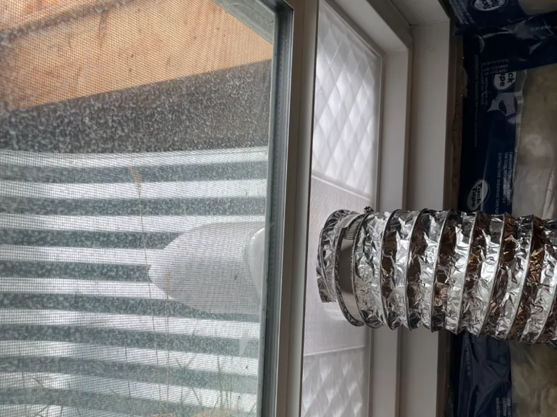 Window Vent Adapter / Filler (4" ducting)