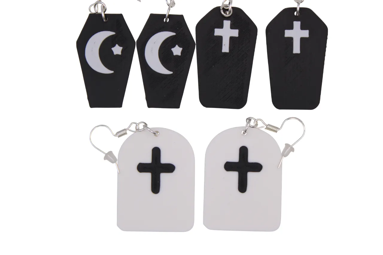 Halloween Earrings pt 17 - coffins view 3