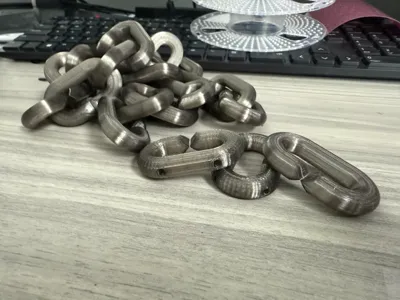 Logo Chain Links Set w/Key Ring Attachment
