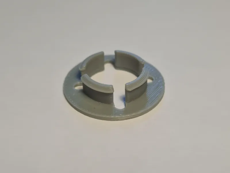 CD Clip/Hub/Spider, for broken CD cases
