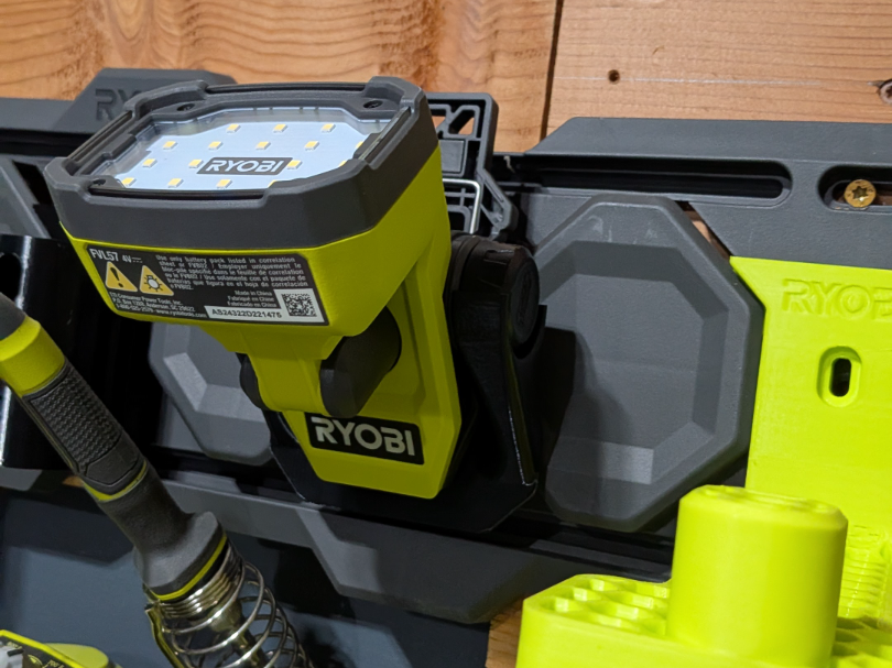Ryobi Link Mount for 4V tools with Clip.