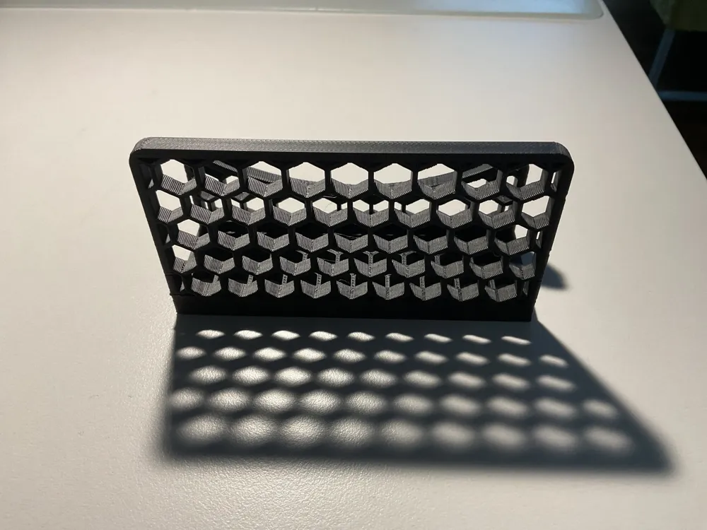 Mac Mini M2 vertical stand honeycomb - Free 3D Print Model - MakerWorld