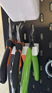 0.2mm layer, 5 walls, 15% infill
