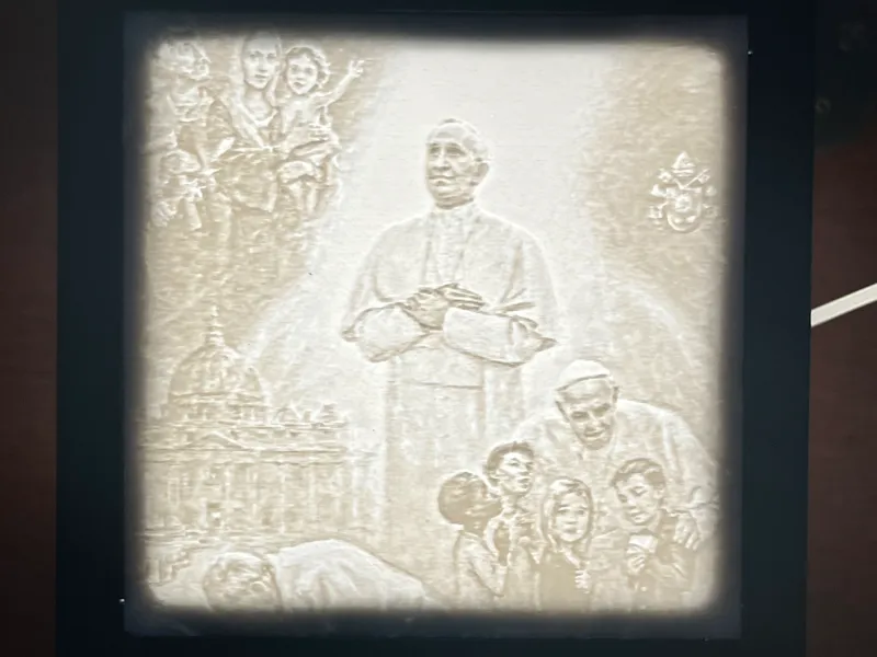 Pope Francis Lithophane - 10x10 Lightbox